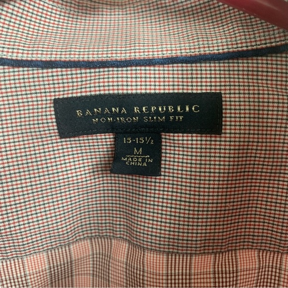 Banana Republic Non-Iron Slim Fit Long Sleeve Button Down Shirt, Size M - Picture 2 of 5